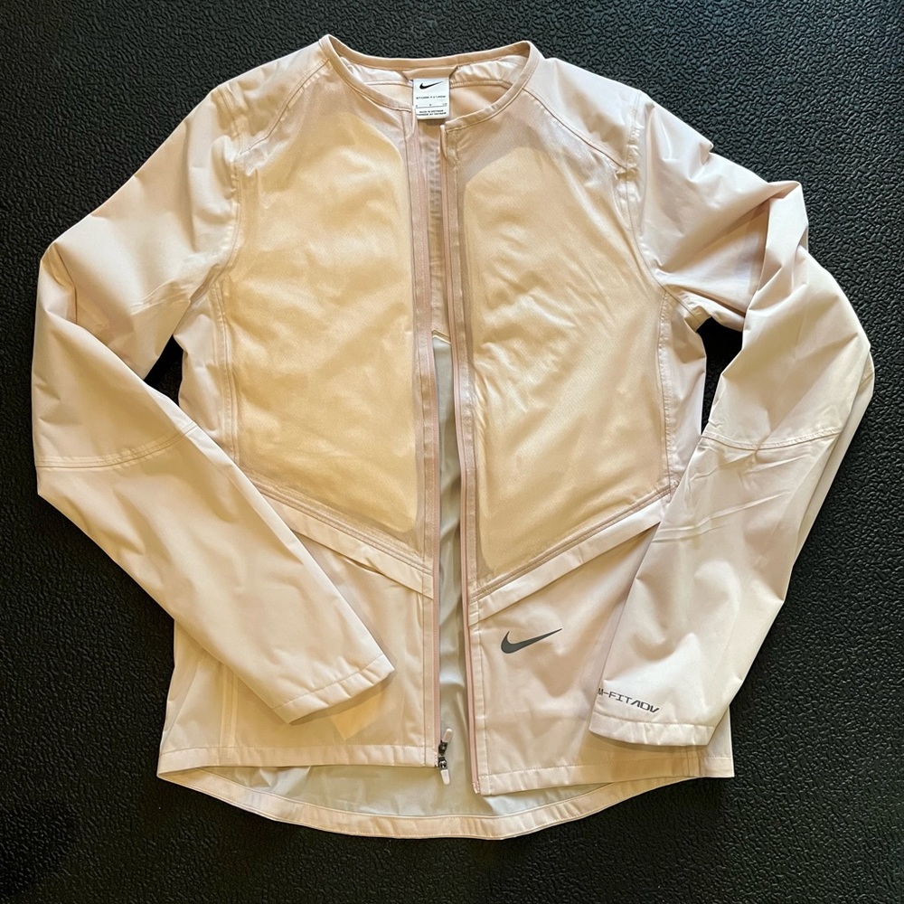 NIKE Women's Storm-Fit ADV Run Division Running Jacket Pink Oxford